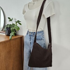 brown woven knit 90s y2k grunge goth festival boho hippie macrame shoulder bag